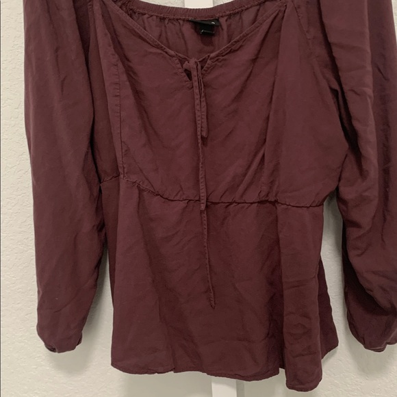 Torrid Peplum Challis Sweetheart Red Long Sleeve Blouse Size 2X - Picture 4 of 9